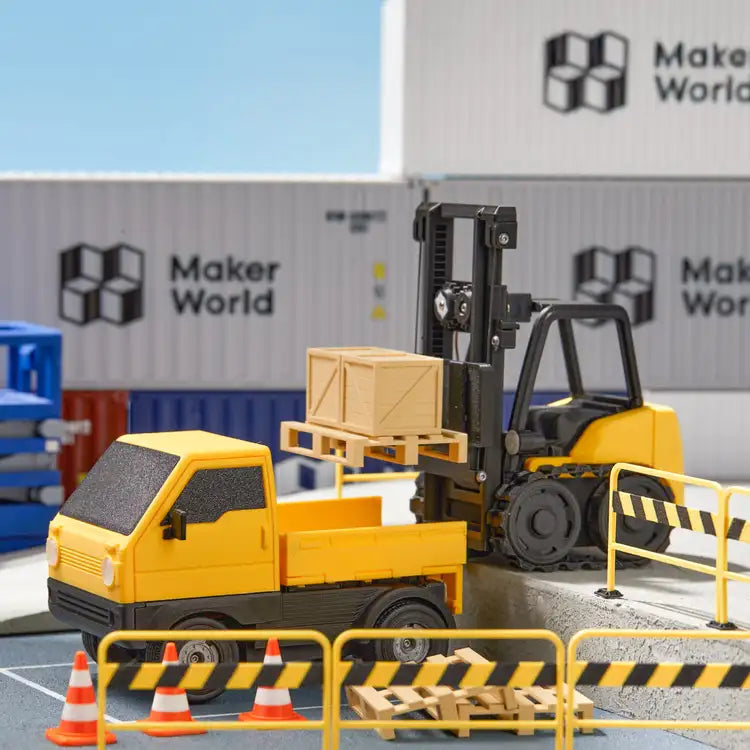 Bambu Lab Beginner CyberBrick Hardware DIY Kit ZK004 (1 Remote, 1 Car)