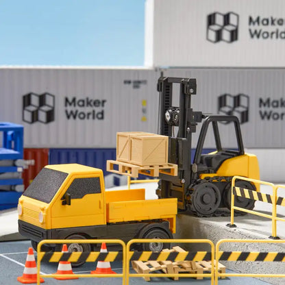 Bambu Lab Beginner CyberBrick Hardware DIY Kit ZK004 (1 Remote, 1 Car)